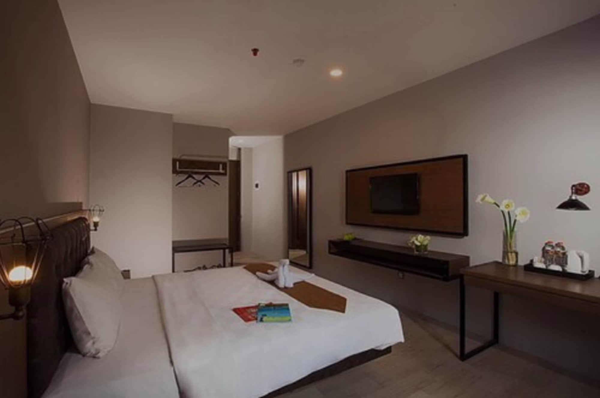 Grand Kangen Hotel Urip Sumoharjo Yogyakarta Exterior foto