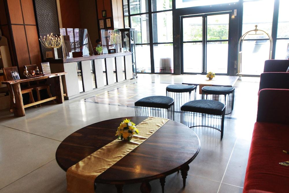 Grand Kangen Hotel Urip Sumoharjo Yogyakarta Exterior foto