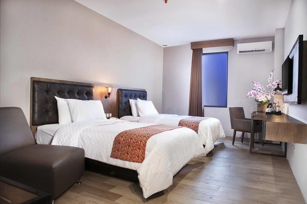 Grand Kangen Hotel Urip Sumoharjo Yogyakarta Exterior foto